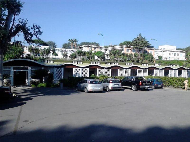 Hotel Federico II Наполи Екстериор снимка