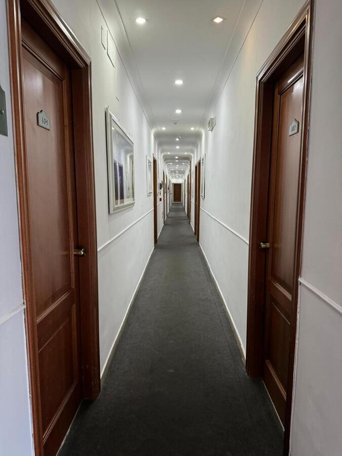 Hotel Federico II Наполи Екстериор снимка