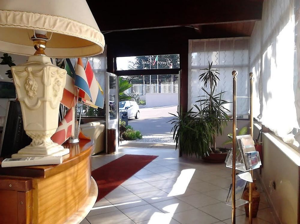 Hotel Federico II Наполи Екстериор снимка