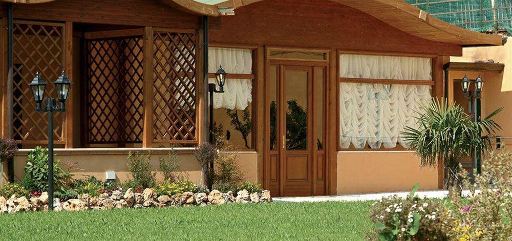 Hotel Federico II Наполи Екстериор снимка